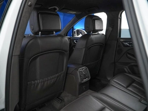 Внедорожник Porsche Macan Turbo 2015 года, 2700055 рублей, Москва