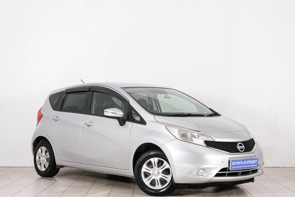 Хетчбэк Nissan Note 2016 года, 809000 рублей, Красноярск