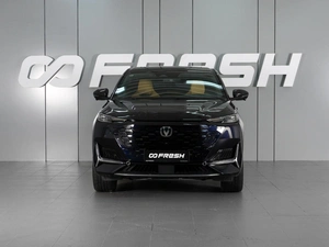 Внедорожник Changan UNI-K 2023 года, 3290000 рублей, Красный Пахарь
