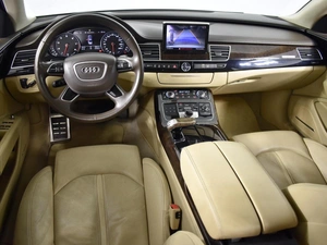 Седан Audi A8 2013 года, 1994900 рублей, Казань