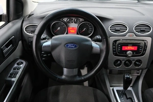 Седан Ford Focus 2010 года, 649000 рублей, Омск