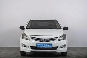 Седан Hyundai Solaris 2015 года, 829000 рублей, Томск