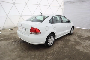 Седан Volkswagen Polo 2015 года, 949000 рублей, Обнинск