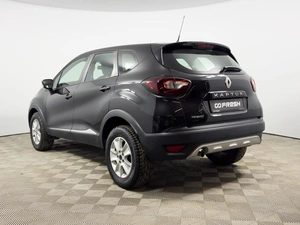 Внедорожник Renault Kaptur 2016 года, 1175000 рублей, Казань