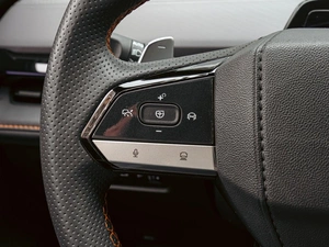 Лифтбек Changan UNI-V 2023 года, 2450000 рублей, Краснодар