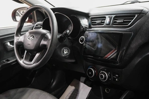 Седан Kia Rio 2013 года, 789000 рублей, Новокузнецк