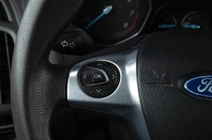 Хетчбэк Ford Focus 2012 года, 879000 рублей, Челябинск