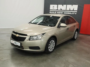 Седан Chevrolet Cruze 2011 года, 990000 рублей, Курск