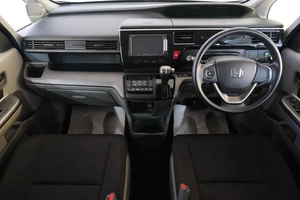 Минивэн Honda Stepwgn 2015 года, 1759000 рублей, Омск