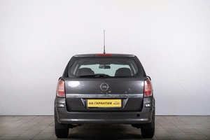 Универсал Opel Astra 2010 года, 639000 рублей, Томск