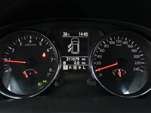 Внедорожник Nissan Qashqai 2013 года, 980000 рублей, Омск
