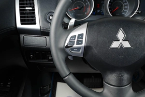 Внедорожник Mitsubishi Outlander 2011 года, 1099000 рублей, Тюмень
