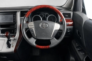 Минивэн Toyota Alphard 2010 года, 2189000 рублей, Челябинск