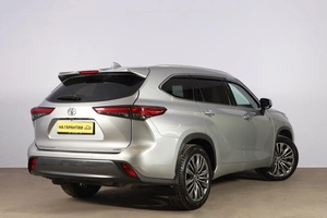 Внедорожник Toyota Highlander 2021 года, 5349000 рублей, Новосибирск