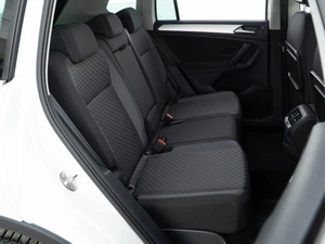 Внедорожник Volkswagen Tiguan 2018 года, 2177077 рублей, Москва