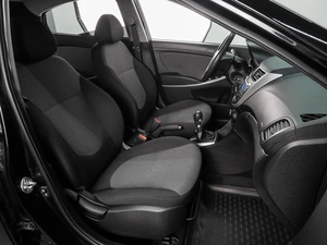 Седан Hyundai Solaris 2013 года, 819000 рублей, Воронеж