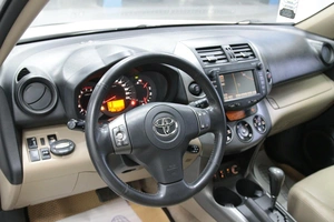 Внедорожник Toyota RAV4 2011 года, 1553000 рублей, Солонцы