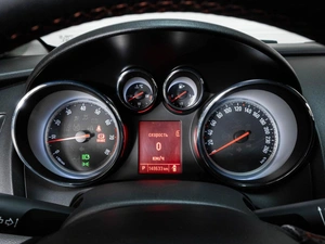 Хетчбэк Opel Astra 2012 года, 845000 рублей, Ставрополь