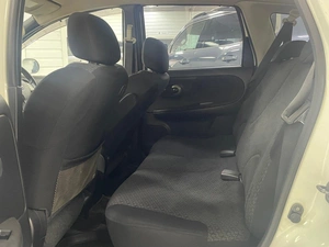 Хетчбэк Nissan Note 2011 года, 700000 рублей, Ачинск