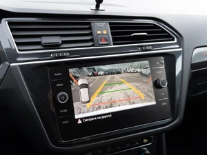 Внедорожник Volkswagen Tiguan 2018 года, 2299000 рублей, Саратов