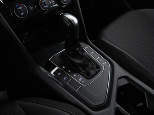 Внедорожник Volkswagen Tiguan 2020 года, 2648055 рублей, Москва