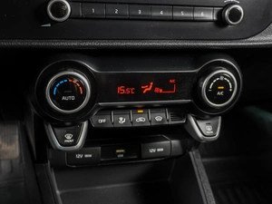 Седан Kia Rio 2021 года, 1974000 рублей, Воронеж