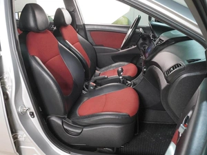 Хетчбэк Hyundai Solaris 2011 года, 799000 рублей, Воронеж