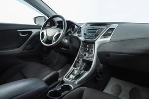 Седан Hyundai Elantra 2014 года, 1199000 рублей, Новосибирск
