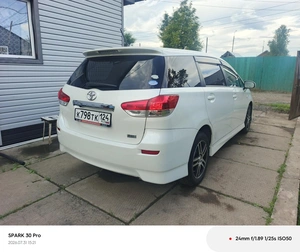 Минивэн Toyota Wish 2010 года, 1120 рублей, Красноярск