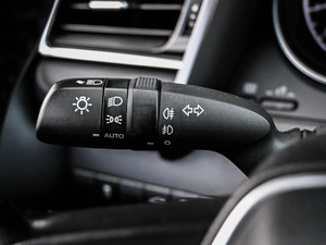 Седан Toyota Camry 2019 года, 2550000 рублей, Кирилловка