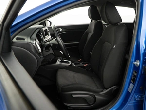 Хетчбэк Kia Ceed 2018 года, 1587444 рублей, Москва