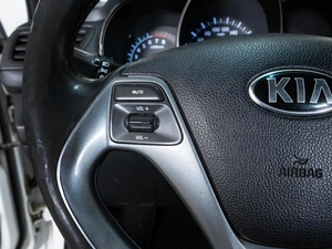 Седан Kia Rio 2016 года, 877000 рублей, Ставрополь