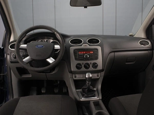 Хетчбэк Ford Focus 2010 года, 360000 рублей, Омск