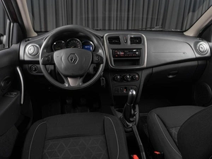 Хетчбэк Renault Sandero 2017 года, 879000 рублей, Тюмень