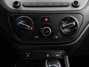 Седан Hyundai Solaris 2021 года, 1629000 рублей, Тюмень