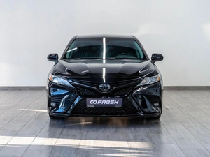 Седан Toyota Camry 2018 года, 2119000 рублей, Саратов