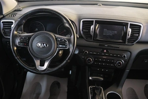 Внедорожник Kia Sportage 2016 года, 1999000 рублей, Омск