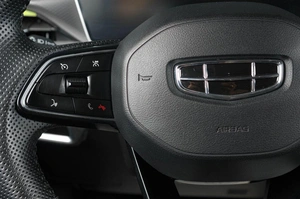 Внедорожник Geely Coolray 2023 года, 2359000 рублей, Тюмень
