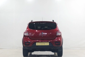 Хетчбэк Renault Sandero Stepway 2018 года, 1369000 рублей, Новокузнецк