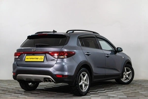 Седан Kia Rio X-Line 2018 года, 1539000 рублей, Сургут
