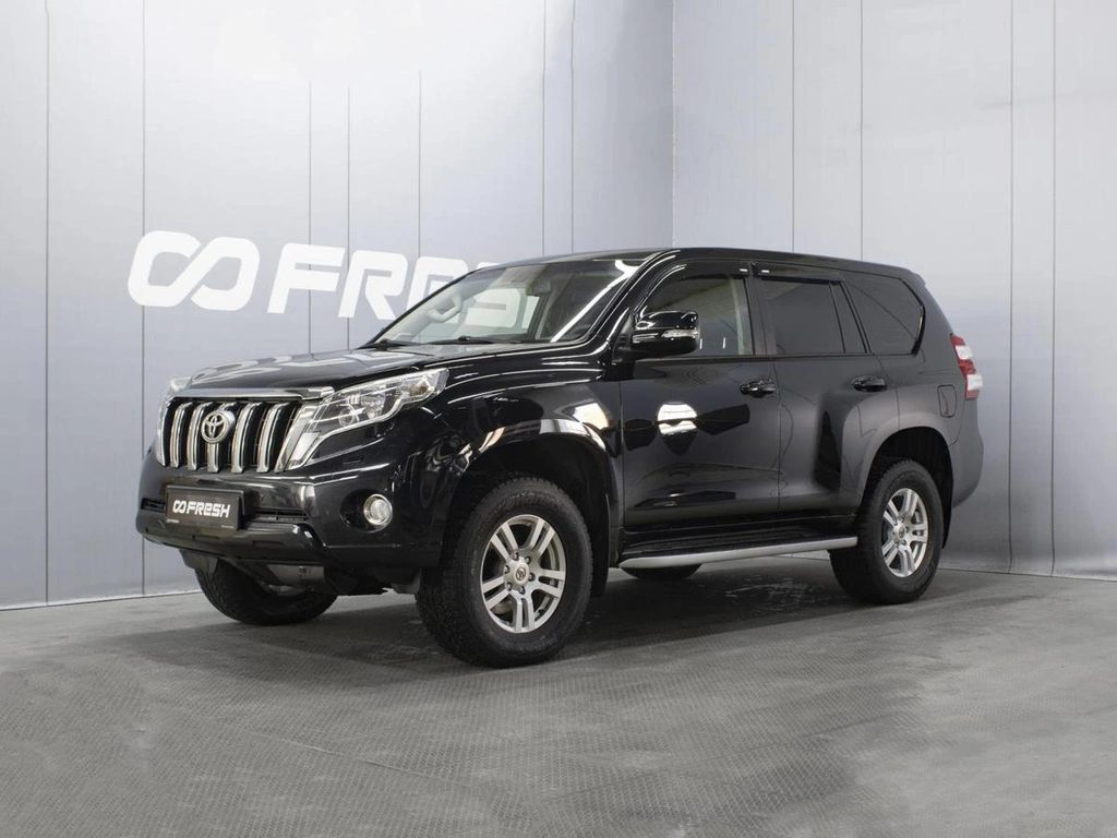 Внедорожник Toyota Land Cruiser Prado 2015 года, 3340000 рублей, Омск