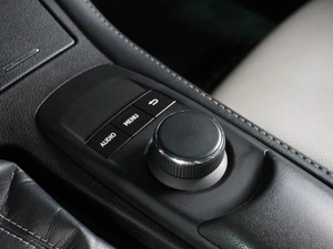 Седан Lexus ES 2018 года, 2989000 рублей, Воронеж