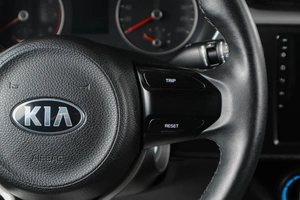 Седан Kia Rio 2021 года, 1459000 рублей, Тюмень