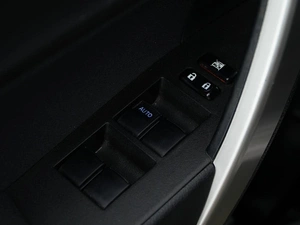Седан Toyota Corolla 2013 года, 1150046 рублей, Москва