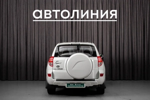 Внедорожник Toyota RAV4 2012 года, 1470000 рублей, Красноярск
