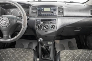 Седан Toyota Corolla 2003 года, 489000 рублей, Барнаул