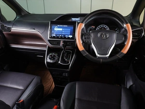 Минивэн Toyota Esquire 2019 года, 2599000 рублей, Воронеж