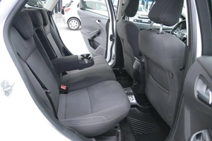 Хетчбэк Ford Focus 2011 года, 798000 рублей, Солонцы