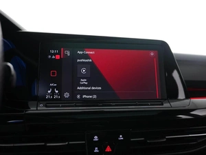 Хетчбэк Volkswagen Golf 2022 года, 2888444 рублей, Москва