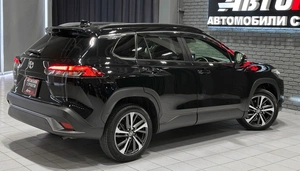 Внедорожник Toyota Corolla Cross 2021 года, 2697000 рублей, Красноярск